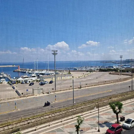 Vista Gaia Apartment